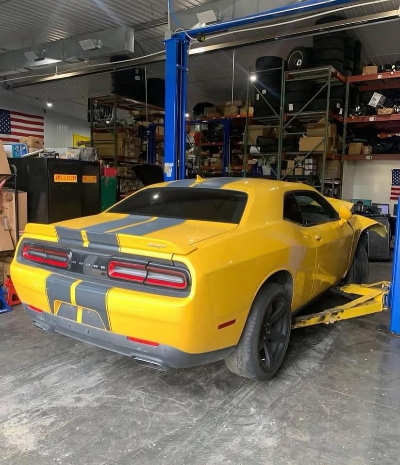 2018 Dodge Challenger SRT scat pack partout! - Image 9