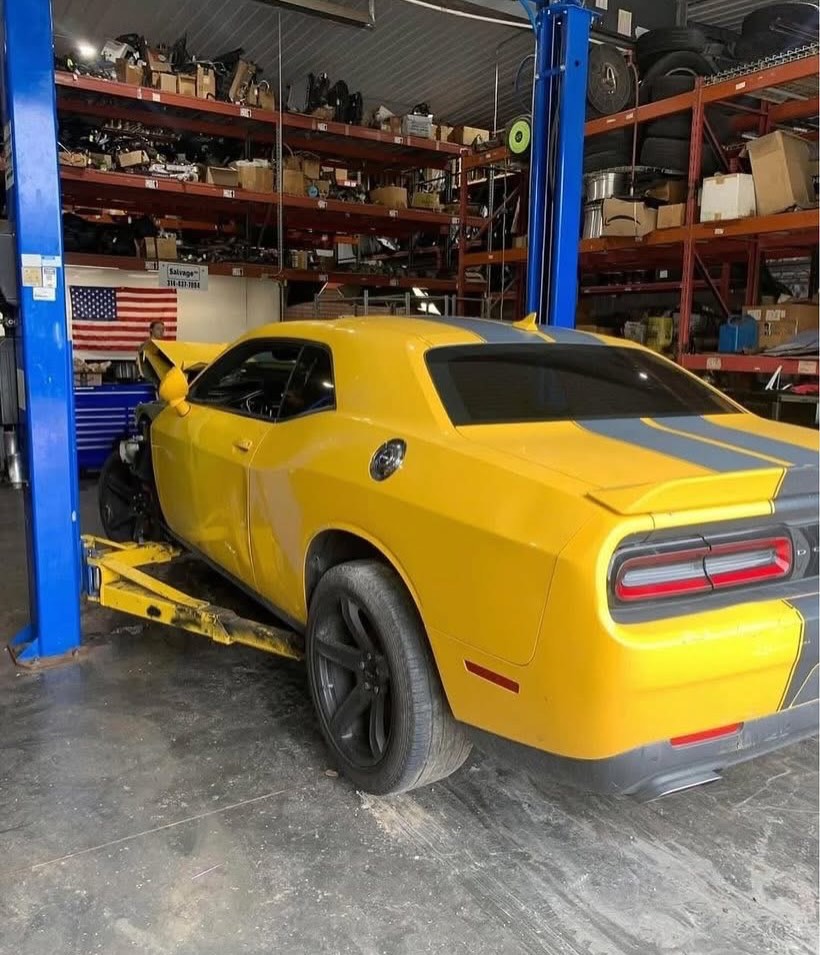 2018 Dodge Challenger SRT scat pack partout! - Image 8